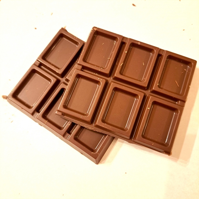 チョコ